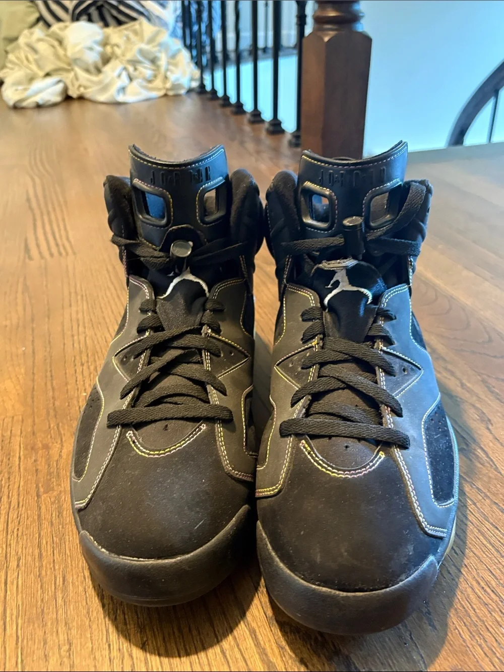 Air Jordan laker 6s size 12 worn in good condition no box